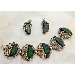 Vintage Pome Gold Tone Dark Green Faceted Glass Cabochon Bracelet & Earrings Set